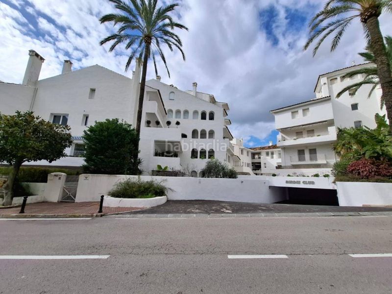 Foto 9cafd494-510b-401f-aa33-687c86cf5439. Appartamento in urbanizacion golf Río Real 7 in Río Real Marbella