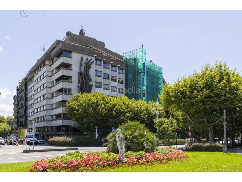 Foto ce02fcf8-b96c-48a5-88fd-57f53fc5f424. Appartamento in avenida libertad 1 in Área Romántica Donostia - San Sebastián
