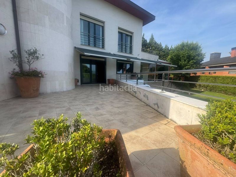 Foto d5021942-bfa9-4c4c-9ff5-8792248bdf35. Casa in camino agerre 5 in Miramon-Zorroaga Donostia - San Sebastián