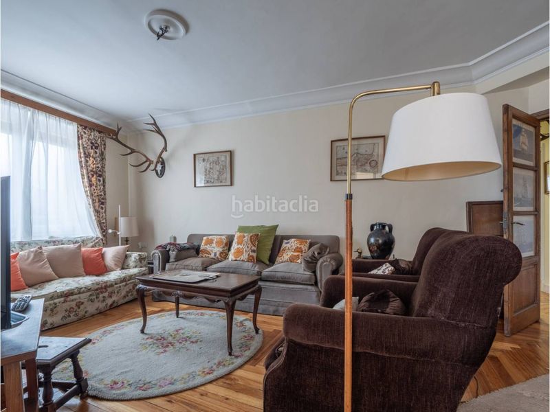 Foto f465bc8c-c60b-4dd3-91eb-efdfb9d45311. Pis a calle axular 1 a Hondarribia