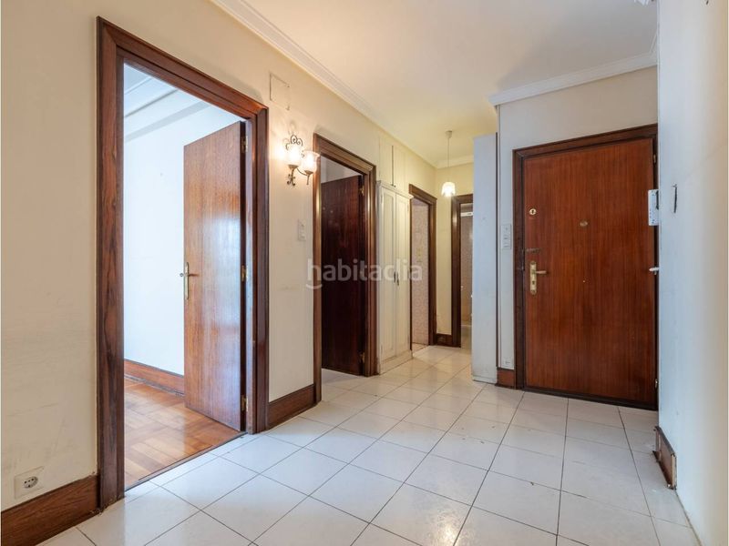 Foto 6a8a2fe3-71a8-4b38-a047-d13d720ba1ff. Appartamento in calle hernani 1 in Área Romántica Donostia - San Sebastián