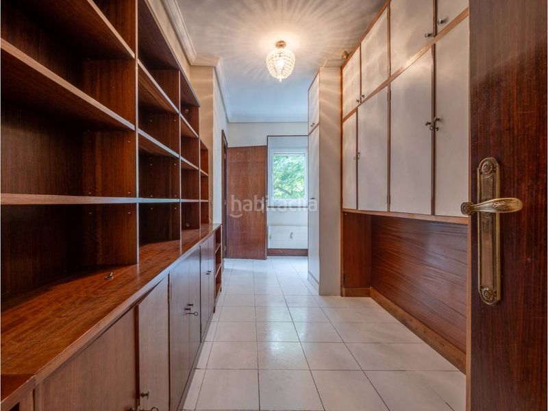 Foto b7fb0c18-39fd-44f1-9e43-aed318fdb050. Appartamento in calle hernani 1 in Área Romántica Donostia - San Sebastián