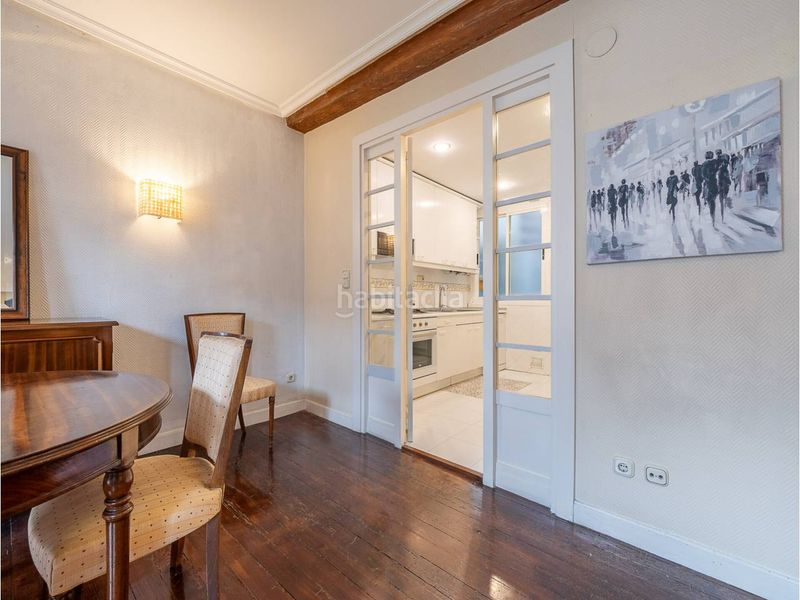Foto 3c409ccf-f26d-4ae9-8574-9433260a3667. Appartement dans calle san martín 12 dans Área Romántica Donostia - San Sebastián