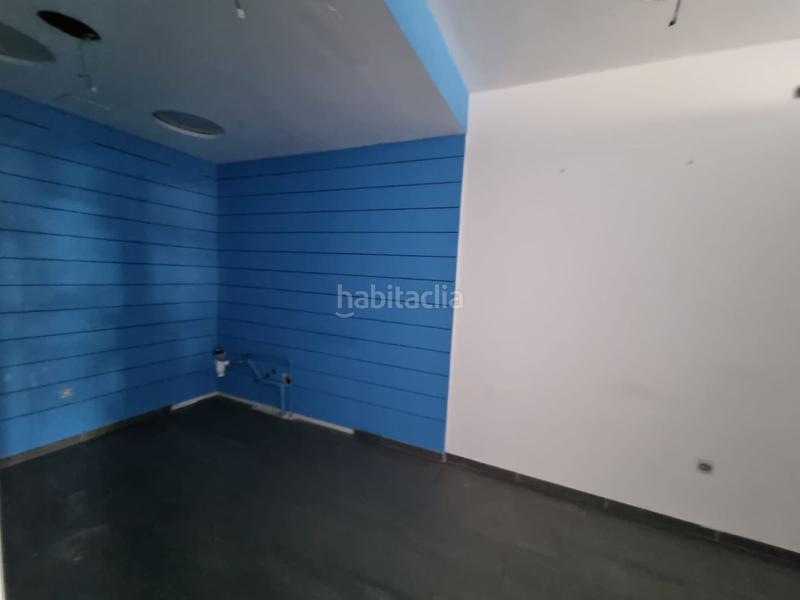 Foto dae7a42a-421d-463c-855e-c9344a921840. Local comercial a blas infante a Calvario Torremolinos