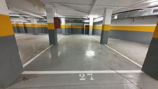 Autoparkplatz in Isabel manoja 28. Garaje en venta en centro.