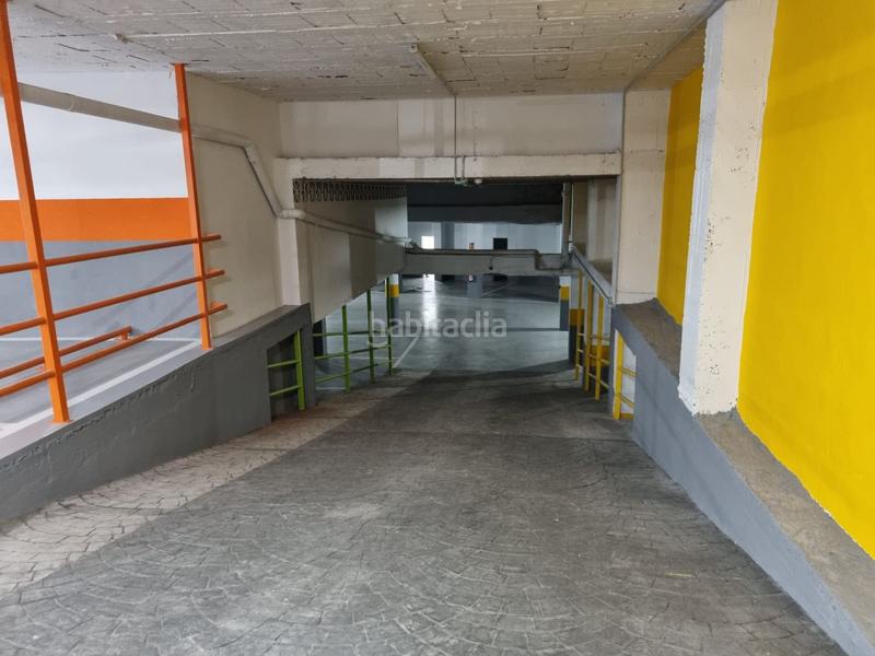 Foto 049f99ba-4023-4bd4-9c1f-0fb0393acb57. Parking voiture dans isabel manoja 28 dans Manantiales-Estación de Autobuses Torremolinos