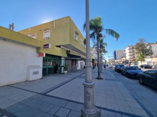 Locale commerciale in CARMEN MONTES 13