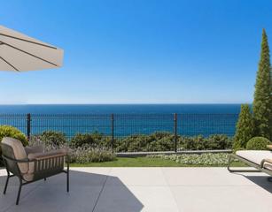Casa aparellada a Calle dóctor fernández álvarez 18. Pareado de 3 dormitorios con fantásticas vistas al mar. 78 m2 (t