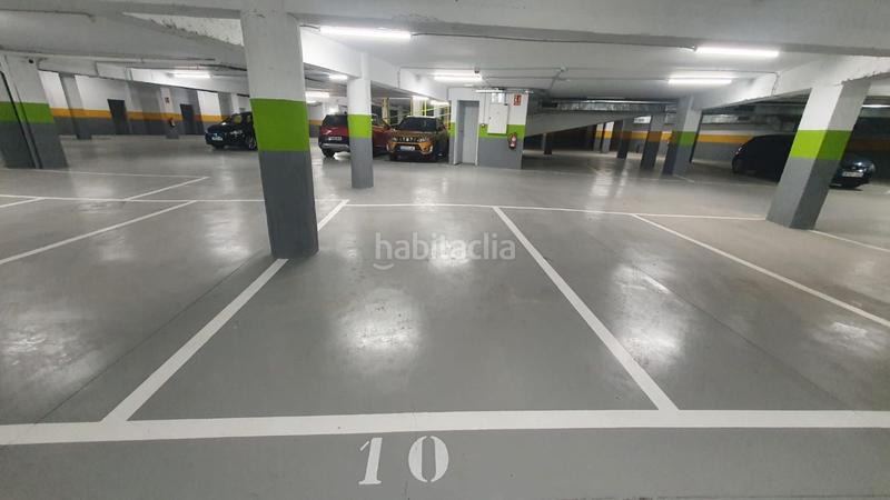 Foto ebac8f17-418e-4e85-943c-9f3f6166f4a6. Parking coche en isabel manoja 28 garaje en venta en centro. en Torremolinos