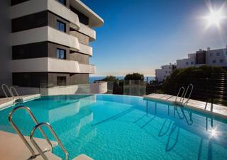 Pis a Alicia 6. Piso en venta en fuengirola, 2 dormitorios.