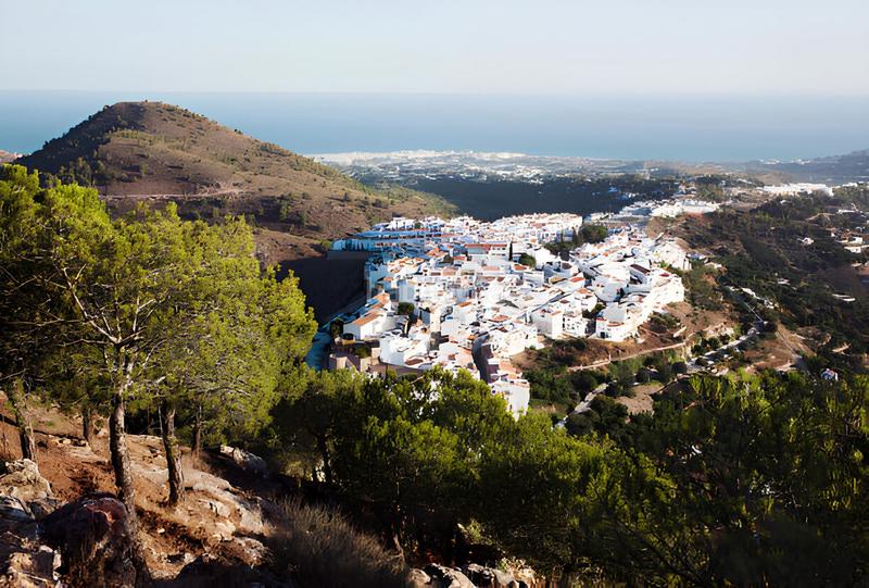 Foto a1f82e98-3763-4469-ad6c-f0de0a97c393. Casa adossada a de guaro 9 a Monda