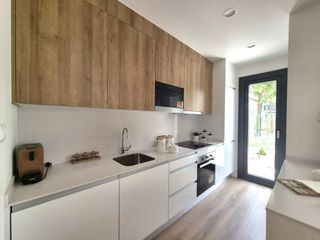 Semi detached house in Calle tailandia 8. Exclusivo adosado de 4 dormitorios con 43 m2 (solarium)