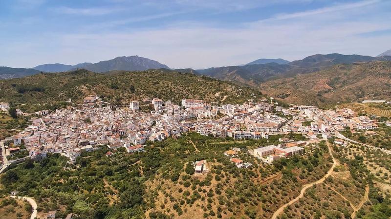 Foto 3ffe0d47-607b-4907-a65b-9ea795e9fd13. Casa adossada 213m<sup>2</sup> a avenida de guaro 12 a Monda