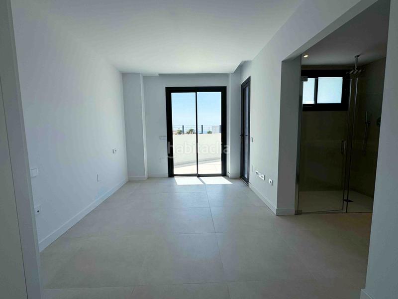 Foto 9d806f7b-8b65-4e46-919c-7ff8b9b0f40a. Planta baixa 202m<sup>2</sup> a avenida 8 de marzo 32 a El Higuerón Fuengirola