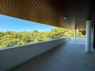 Pis a Avenida 8 de marzo 32. Espectacular piso de lujo de 3 dormitorios con 42 m2 (terraza)