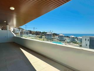 Pis a Avenida 8 de marzo 32. Exclusivo piso de lujo de 3 dormitorios con 41 m2 (terraza)