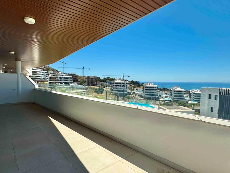 Foto 356b98b3-048e-4e98-acf4-cefc06ccb062. Pis 162m<sup>2</sup> a avenida 8 de marzo 32 a El Higuerón Fuengirola