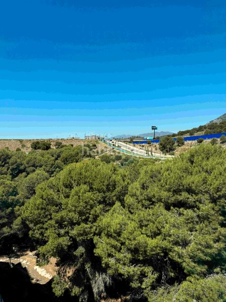 Foto c4941be3-a69a-48e4-8879-29ef622e2cf9. Pis 162m<sup>2</sup> a avenida 8 de marzo 32 a El Higuerón Fuengirola