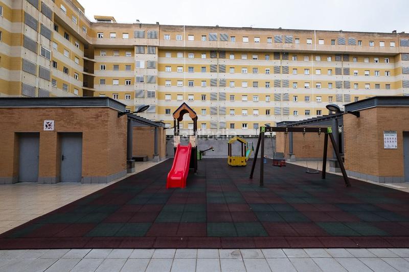 Foto 9dea8a52-3a74-4117-8cb5-683f0bd6bb6a. Appartamento con riscaldamento parcheggio piscina in Málaga