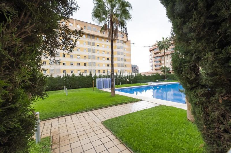 Foto c03aa363-d341-4358-a624-677a9d6e6df0. Appartamento con riscaldamento parcheggio piscina in Málaga