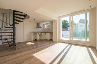 Penthouse in Calle vencejo 6. Atico-duplex de 3 dormitorios con 2 garajes y trastero