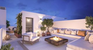 Reihenhaus in Calle tailandia 8. Adosado de 4 dormitorios con solarium (43 m2). garaje subterrane