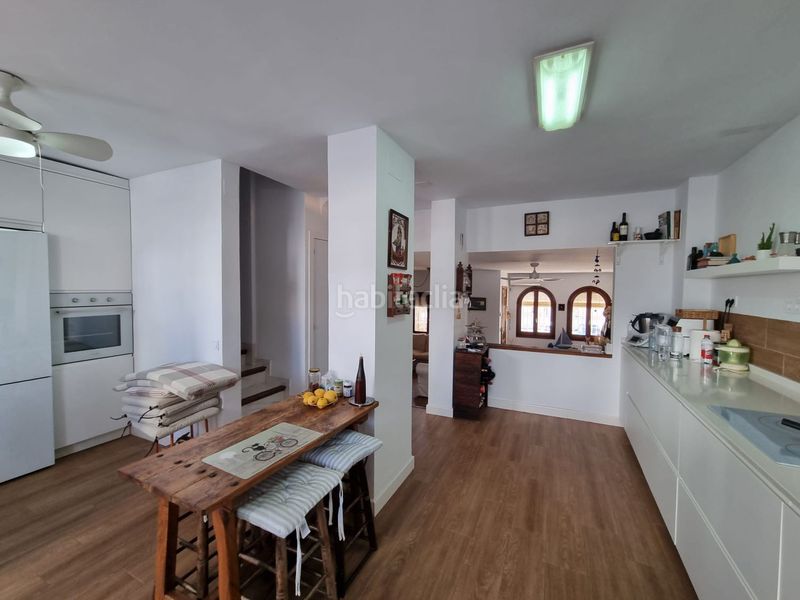 Foto 4c296a8f-b999-4481-8645-783eec39659c. Chalet en victoria kent 7 pareado en venta en La Colina, 4 dormitorios. en Torremolinos