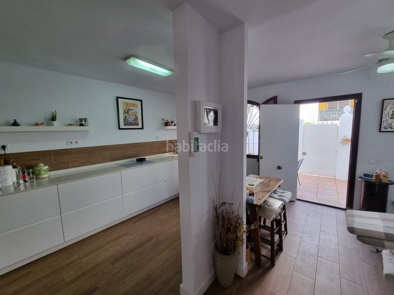 Foto e0b86e83-9c10-45ac-8694-b6e42ff41890. Chalet en victoria kent 7 pareado en venta en La Colina, 4 dormitorios. en Torremolinos