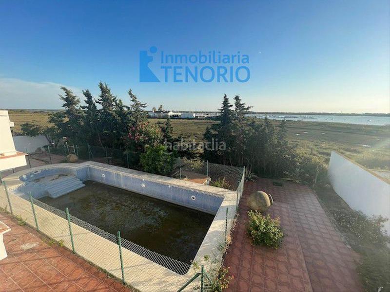 Foto 04d0a16a-863b-4590-b2ad-ad72d3fcf75b. Xalet amb aparcament a El Rompido