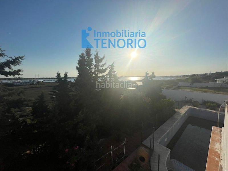 Foto 8b7438db-e812-4238-83a5-fe42a3608e57. Xalet amb aparcament a El Rompido