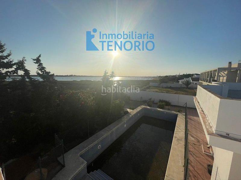 Foto a7ff3317-7d54-46dc-8274-ac97933034e1. Xalet amb aparcament a El Rompido