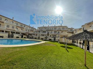 Maison jumelée à La Antilla. Adosado en venta en la antilla  playa, 5 dormitorios.