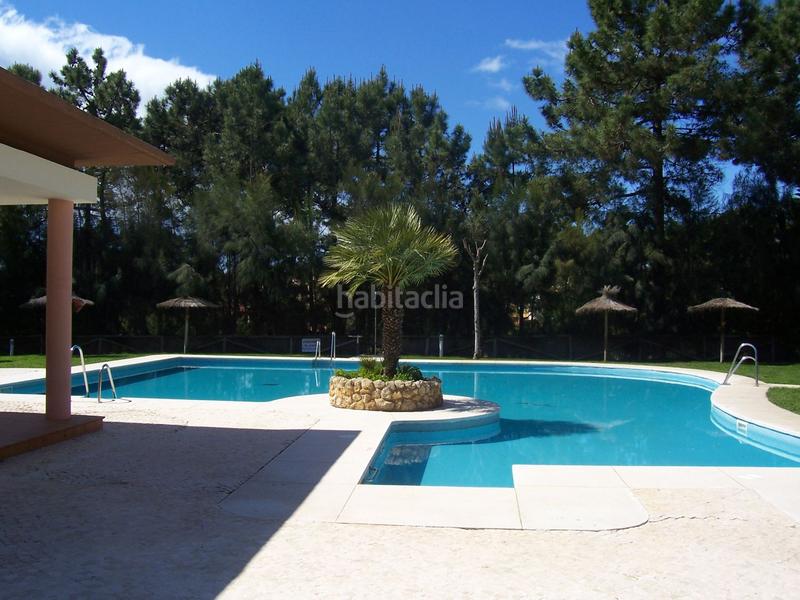 Foto a55d0c56-299c-4dc6-9f02-ef36b84c660a. Semi detached house with parking in Islantilla golf Islantilla