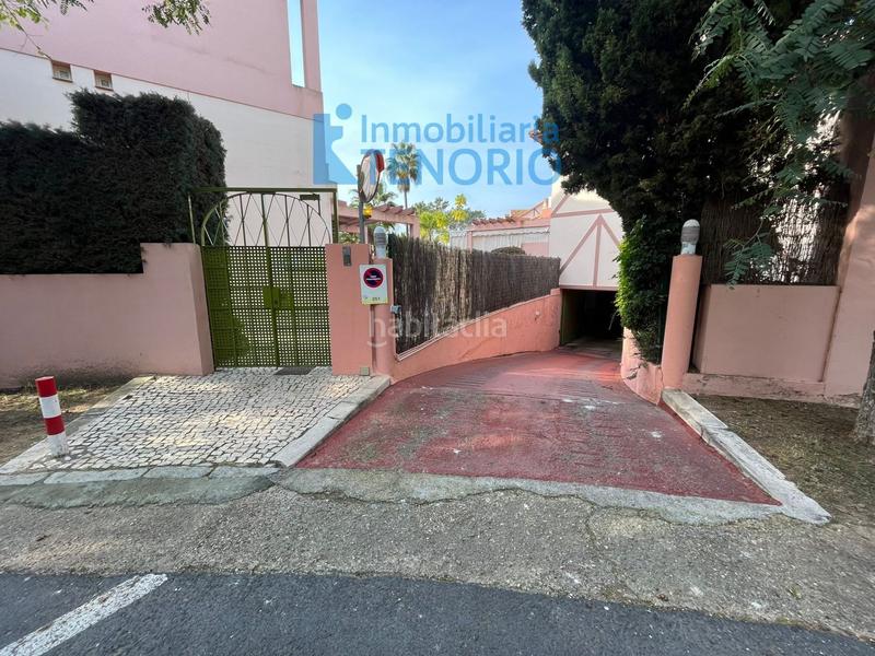 Foto e1660e7c-b11d-42c0-9763-14b98bb04d15. Semi detached house with parking in Islantilla golf Islantilla
