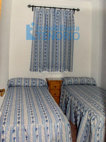 Foto 23b74fb0-f1ae-4f94-8bb0-98001a67b9ac. Casa adosada adosado en venta playa, 4 dormitorios. en La Antilla