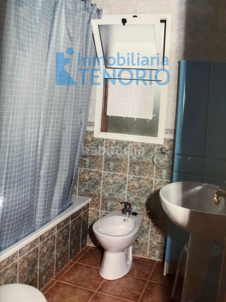 Foto df65cf8d-7de6-4309-8b0c-6187646d593c. Casa adosada adosado en venta playa, 4 dormitorios. en La Antilla