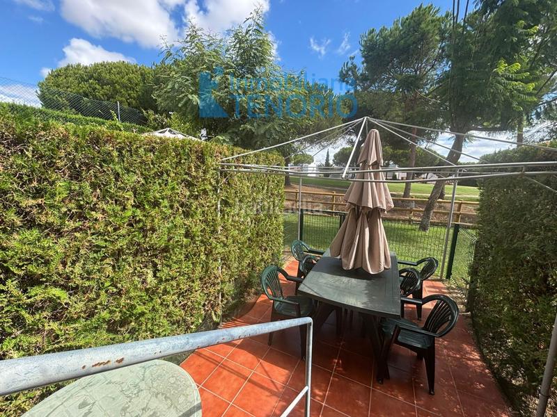 Foto a1157872-2b82-41e5-b06f-4c711acccf48. Reihenhaus in paseo de las cumbres in Islantilla golf Islantilla