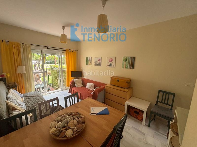 Foto b10f8df6-7afb-427f-a2b0-8c3909e86405. Reihenhaus in paseo de las cumbres in Islantilla golf Islantilla