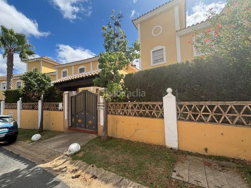 Foto b5d231f4-c826-4627-8c84-b09ed33badf0. Maison jumelée avec parking dans Islantilla golf Islantilla