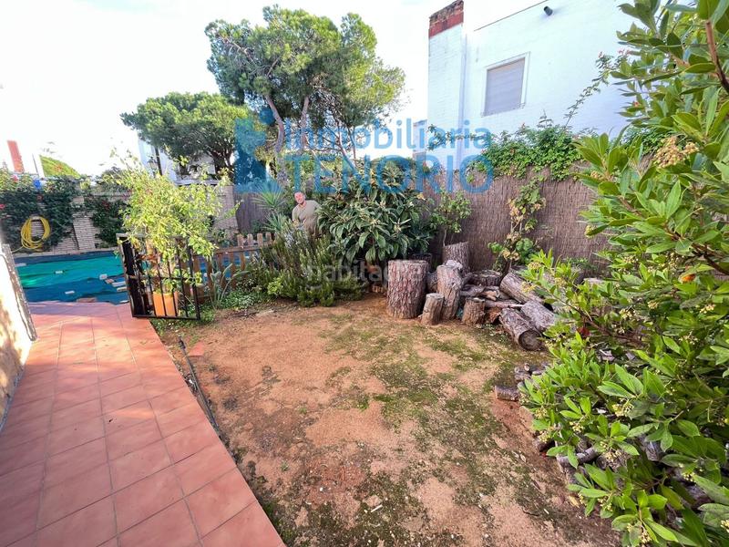 Foto 86ec59a8-2e63-4bf9-a3ee-635d2c3a86e0. Chalet mit parking in Urbasur Islantilla