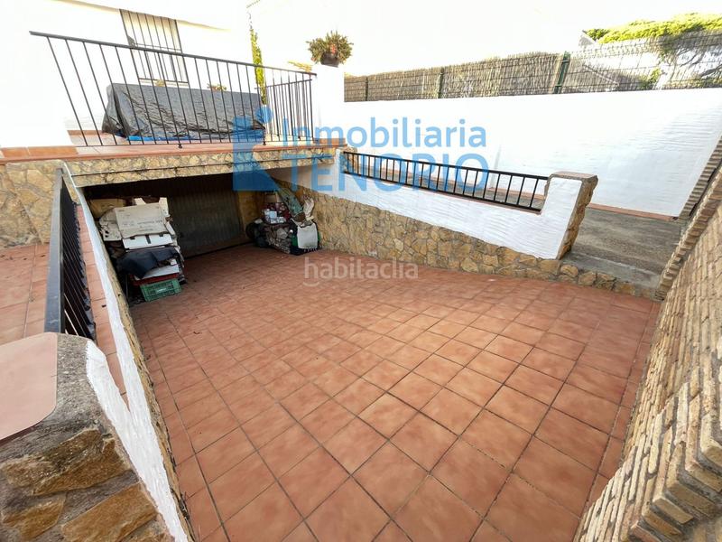 Foto 94a4df90-2afe-4f8d-b543-a9bcec857761. Chalet mit parking in Urbasur Islantilla