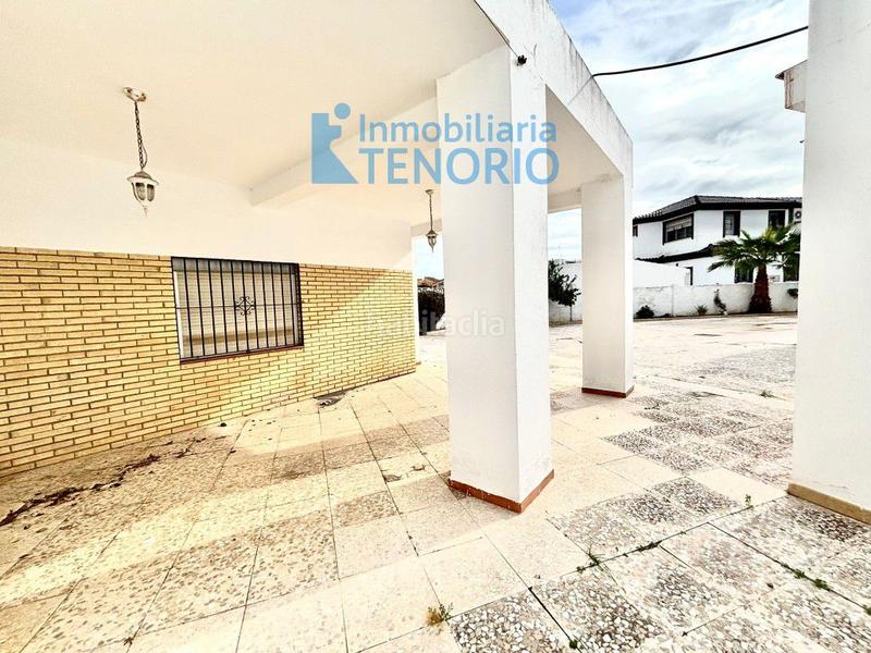 Foto 2fd65205-f409-4e41-8bb4-067c3ba9dc3e. Chalet en del terron 5 chalet en venta , 7 dormitorios. en La Antilla