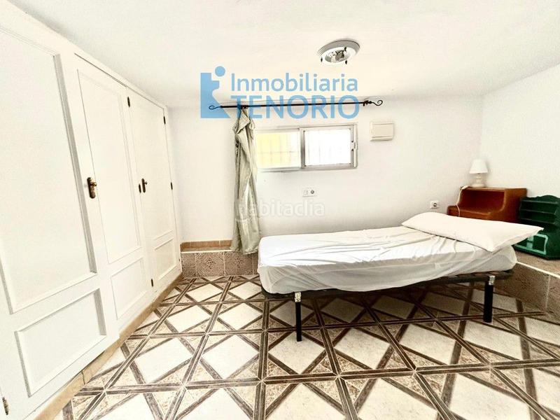 Foto 3b4564aa-c1f9-4d77-9d15-a83a4823184d. Chalet en del terron 5 chalet en venta , 7 dormitorios. en La Antilla