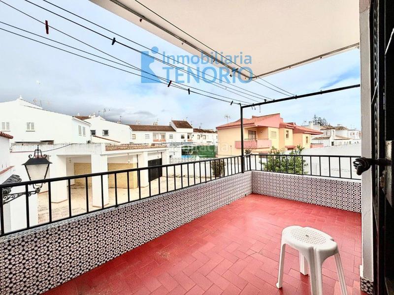 Foto 68bb7894-27ae-4e66-9d68-a9a21cea60b7. Chalet en del terron 5 chalet en venta , 7 dormitorios. en La Antilla