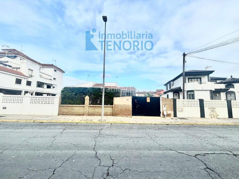 Foto 765053ae-25c8-451d-8266-8d9f630b89a1. Chalet en del terron 5 chalet en venta , 7 dormitorios. en La Antilla