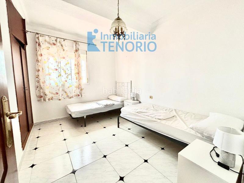 Foto 8d8e04fd-9f20-498c-bad2-9450f911e8b8. Chalet en del terron 5 chalet en venta , 7 dormitorios. en La Antilla