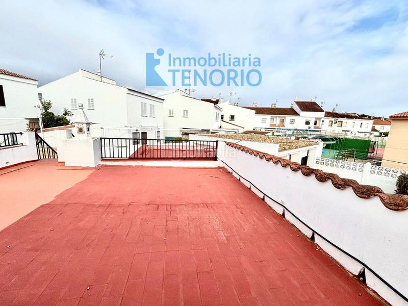 Foto c1a99cda-33a6-4039-a004-923c5c477d4d. Chalet en del terron 5 chalet en venta , 7 dormitorios. en La Antilla