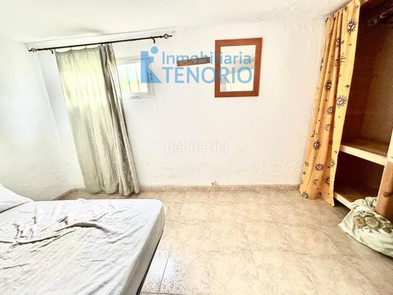 Foto feaf5f77-9d70-419e-9c3c-df6814edd703. Chalet en del terron 5 chalet en venta , 7 dormitorios. en La Antilla