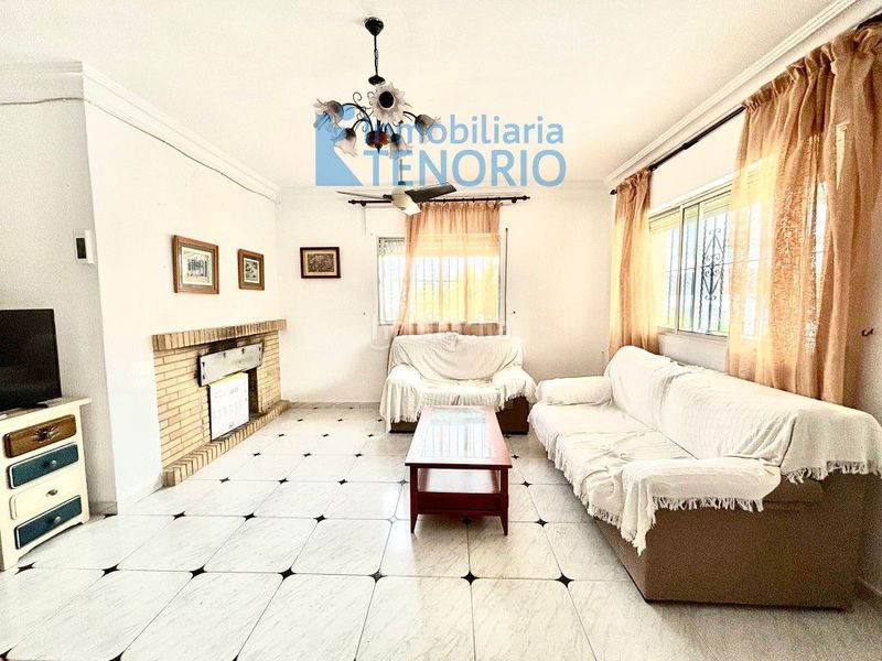 Foto ce182aaa-00a1-43f4-8c5a-961ec95cbfbb. Chalet in del terron 5 in La Antilla