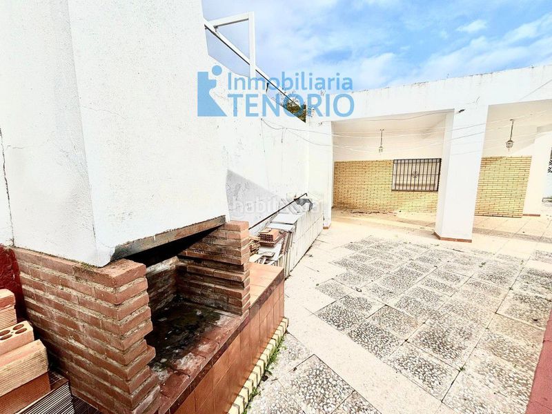 Foto fd1459c9-a2e9-4e31-bc78-6cf47984281d. Chalet in del terron 5 in La Antilla